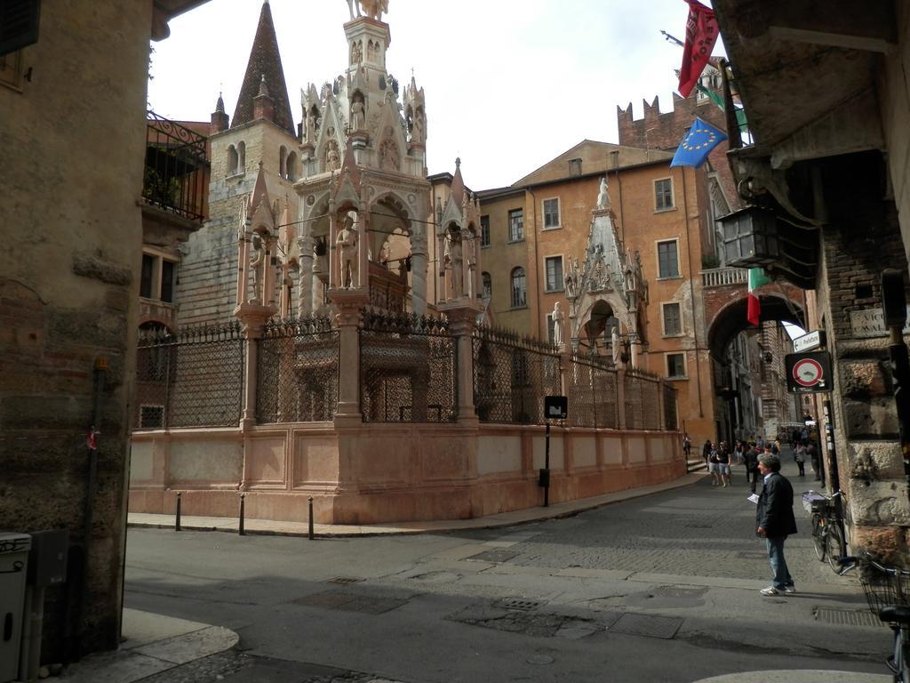 Casa Ferrari Appartamento Verona Sanificato Ozono Zewnętrze zdjęcie